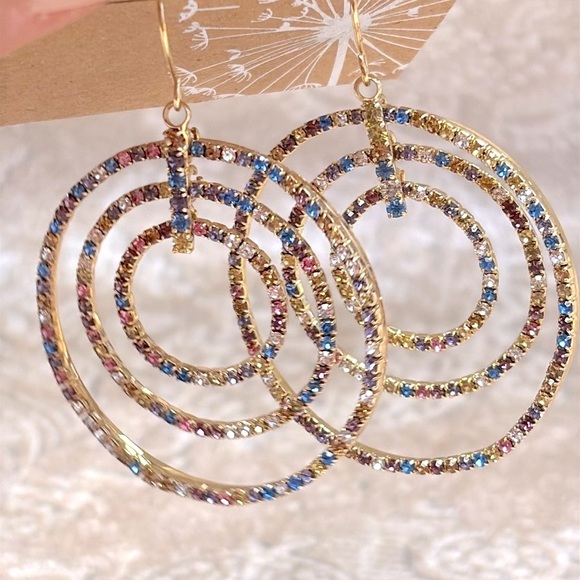 Brand New Pastel Rainbow Multicolored Triple Circle Rhinestone Drop Earrings - Picture 15 of 16